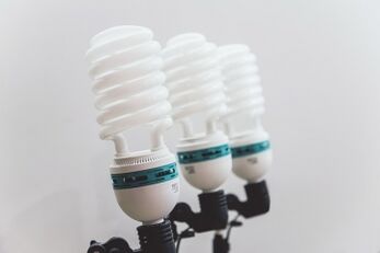 light bulbs to save energy